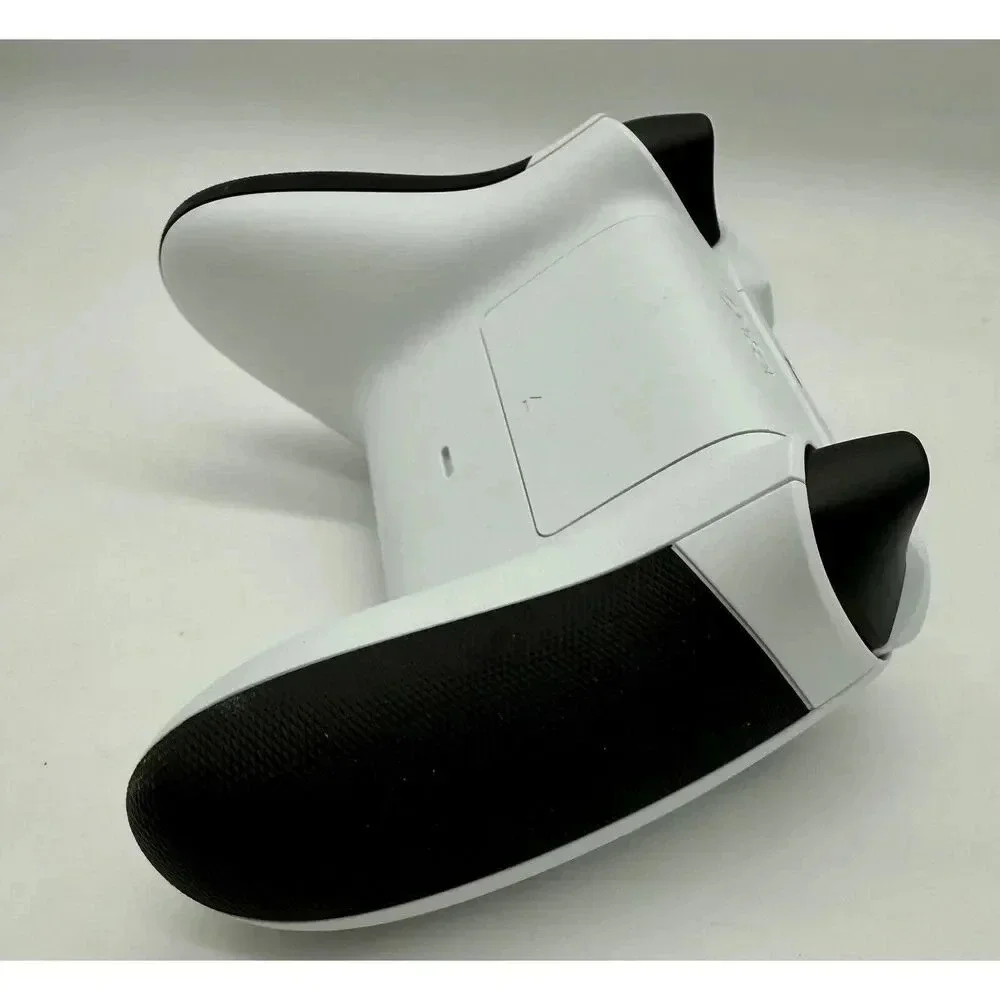 Microsoft Wireless Controller for Xbox X/S Robot White Rubber Back Grips‎ NO BOX
